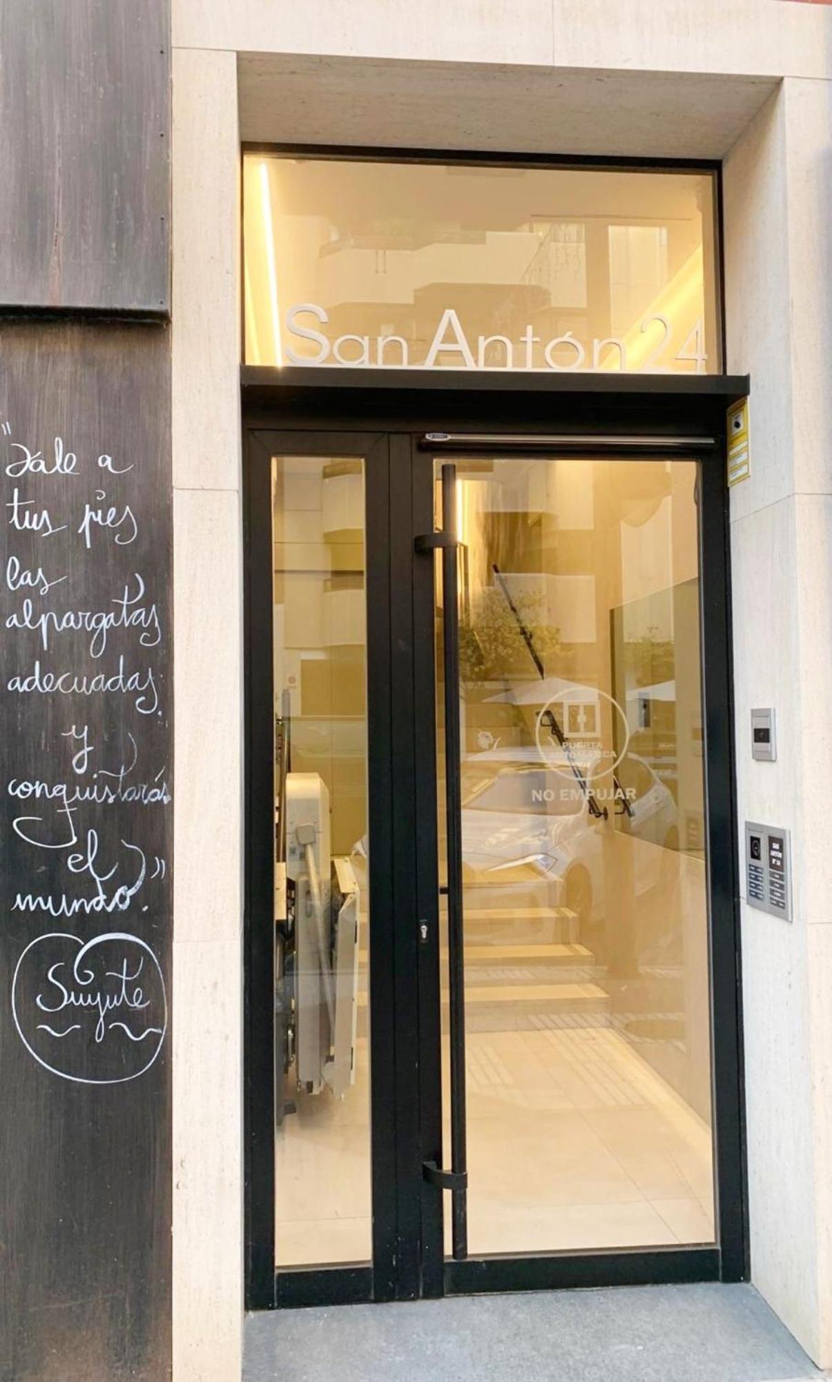 San Anton Centro Parking Incluido Apto Garu Logrono Luaran gambar
